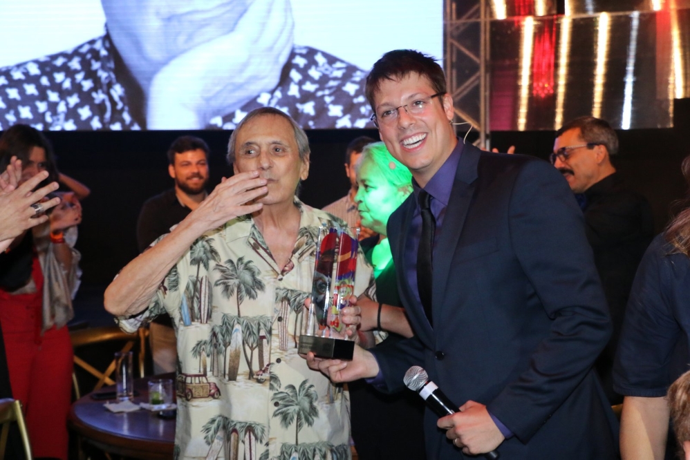 Veja últimas fotos de Agildo Ribeiro em evento de humor