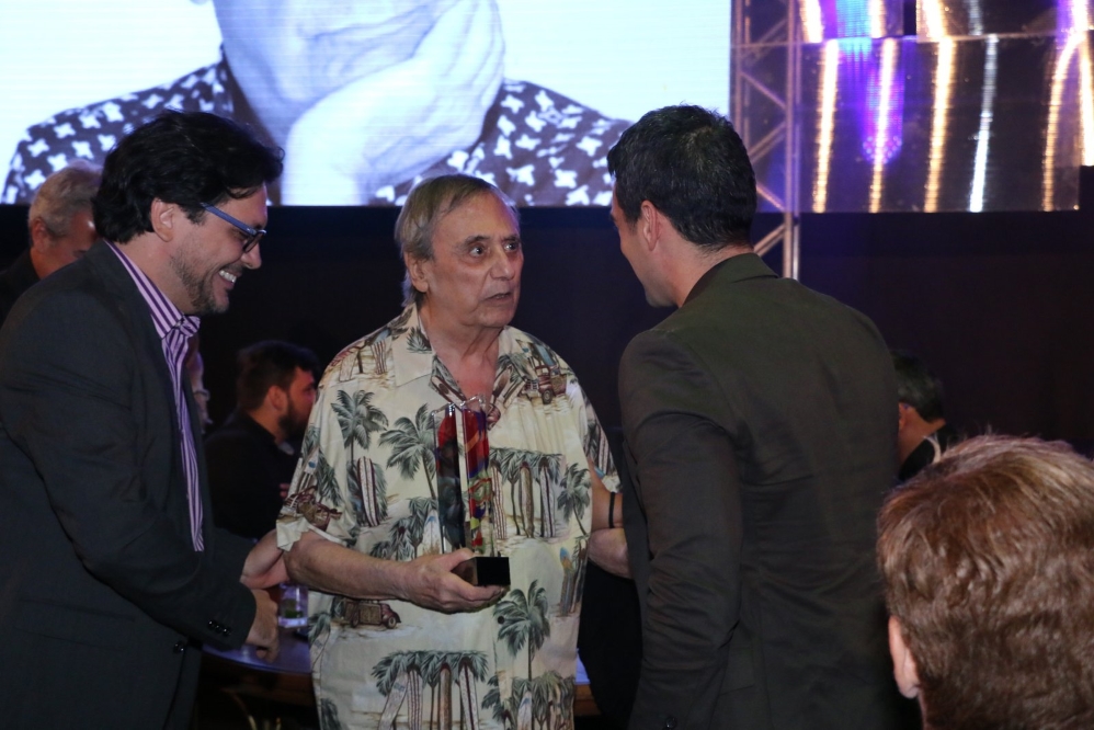 Veja últimas fotos de Agildo Ribeiro em evento de humor