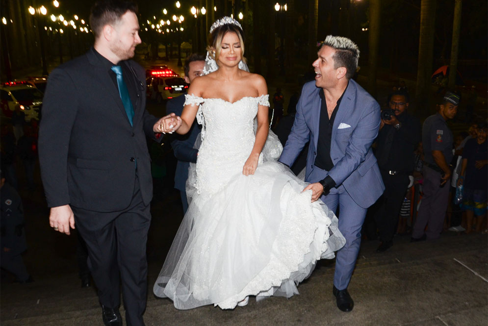 Confira cenas do casamento de Lexa e MC Guimê