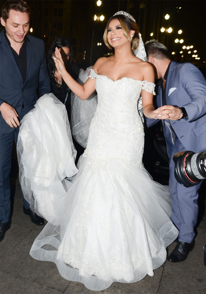 Confira cenas do casamento de Lexa e MC Guimê