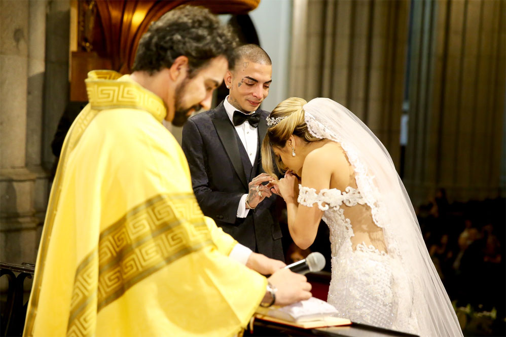 Confira cenas do casamento de Lexa e MC Guimê