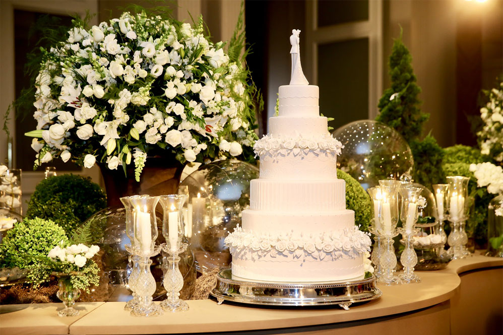 Confira cenas do casamento de Lexa e MC Guimê