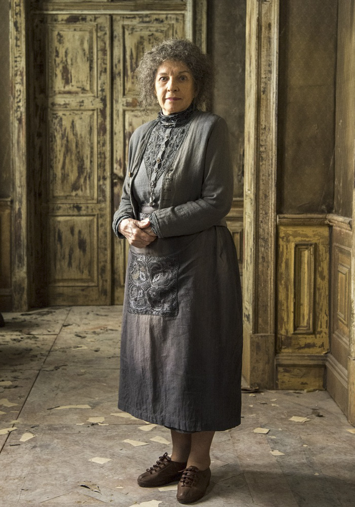 Senhora (Suzana Faini)