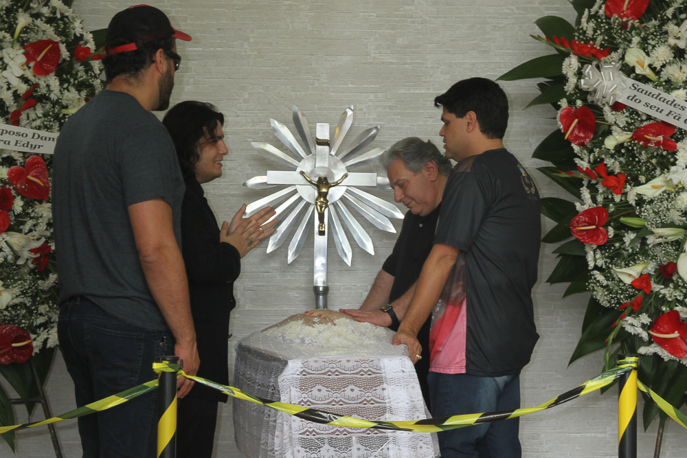 Daniel D'Angelo confirmou a notícia por meio de sua conta no Facebook