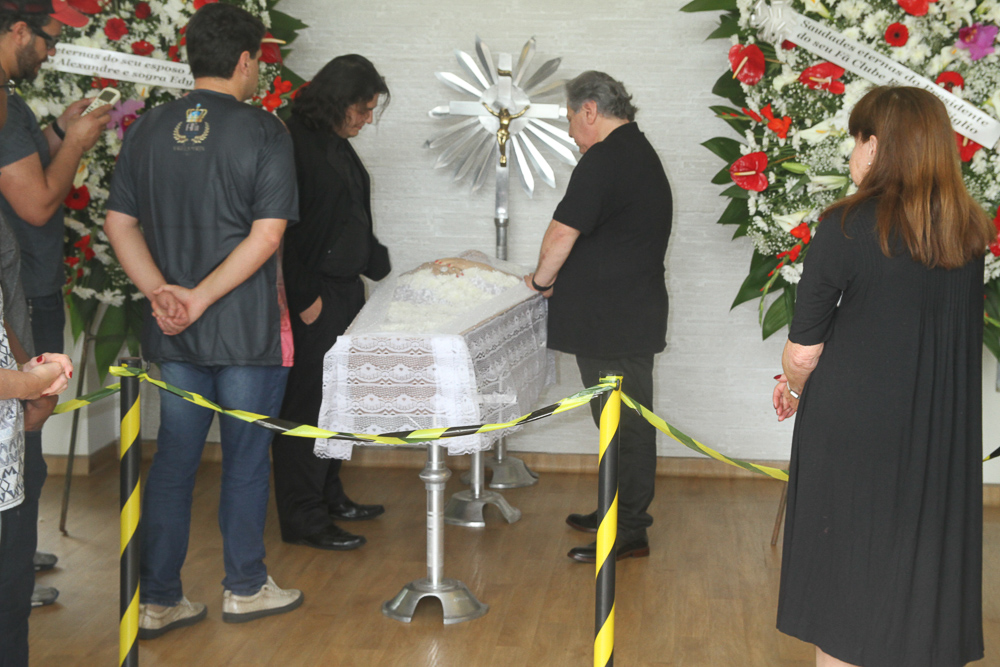 O sepultamento acontecerá ainda hoje, no cemitério de Congonhas