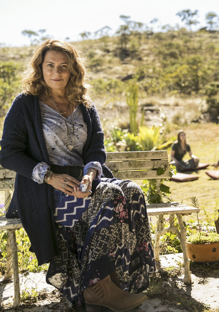 Edméia (Patricya Travassos)