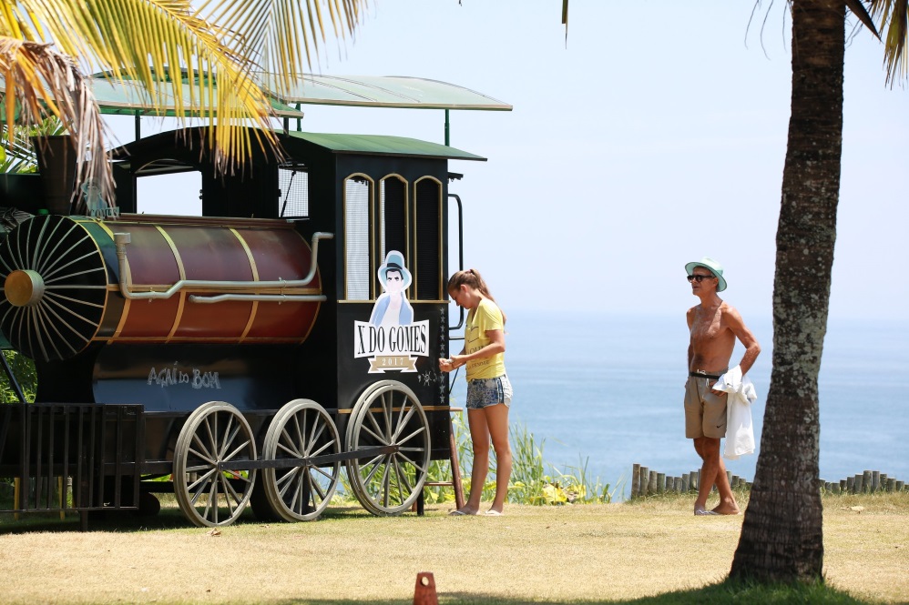 Mario Gomes amplia negócios com trailer em formato de trem