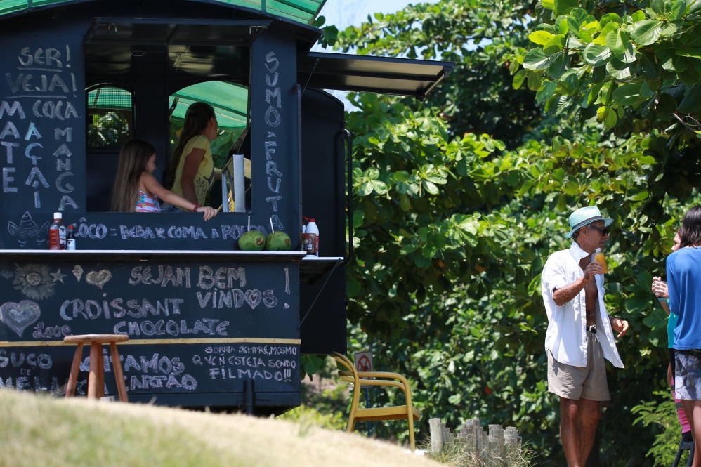 Mario Gomes amplia negócios com trailer em formato de trem