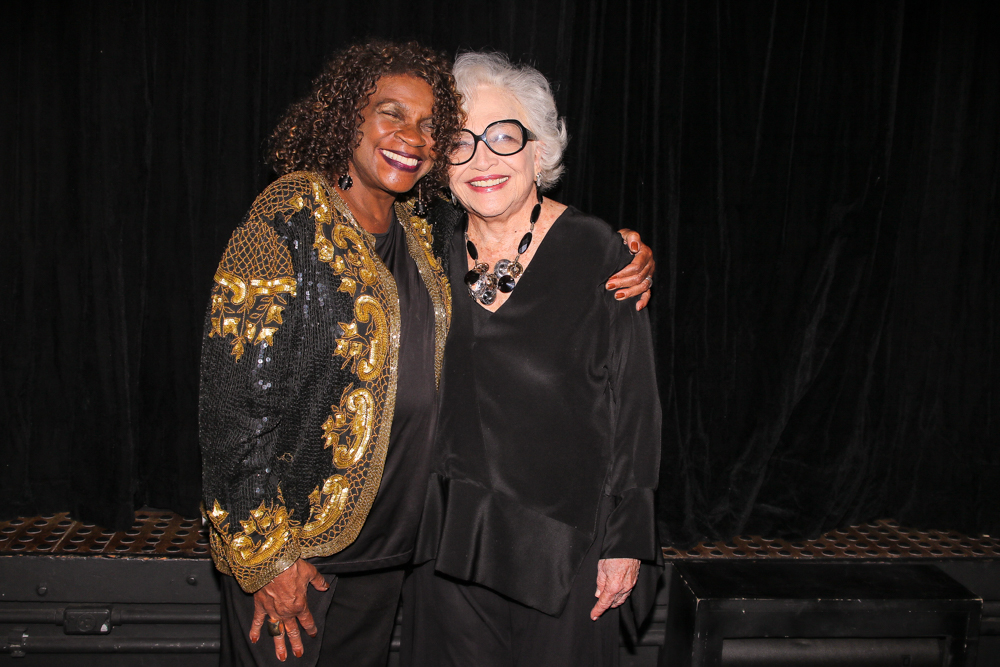 Nathalia Timberg estreia seu monólogo Através da Iris