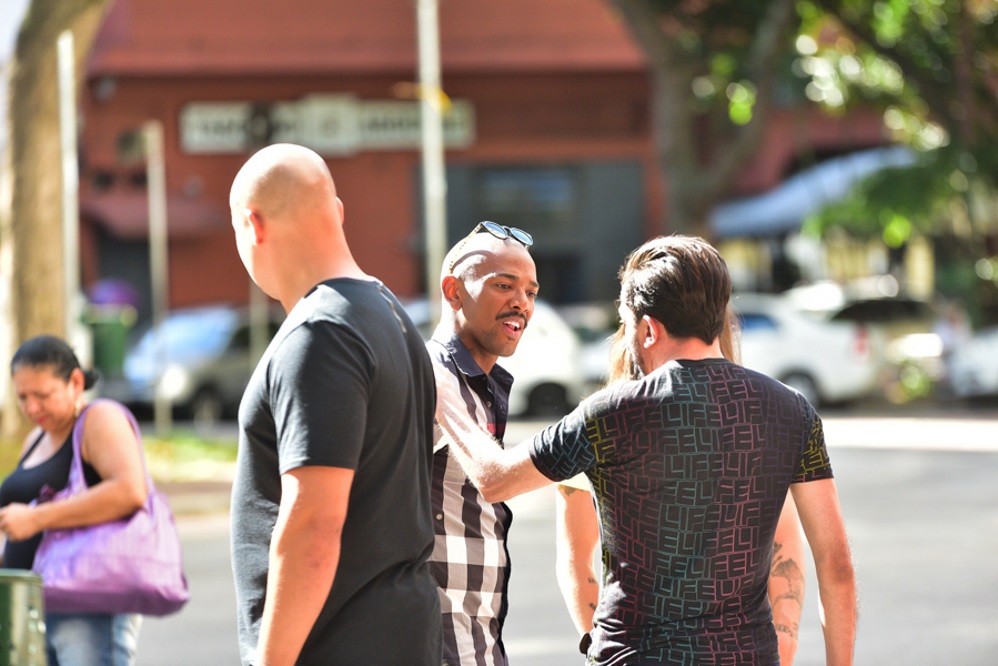 Nego do Borel visita casa de acolhimento a travestis e trans