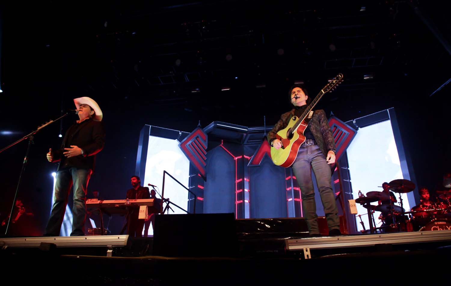 Chitãozinho e Xororó se apresentam em São Paulo