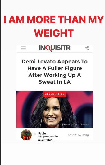 Manchete do site Inquisitr fala do corpo de Demi Lovato estar 'mais cheio' depois de um dia de exercícios em Los Angeles