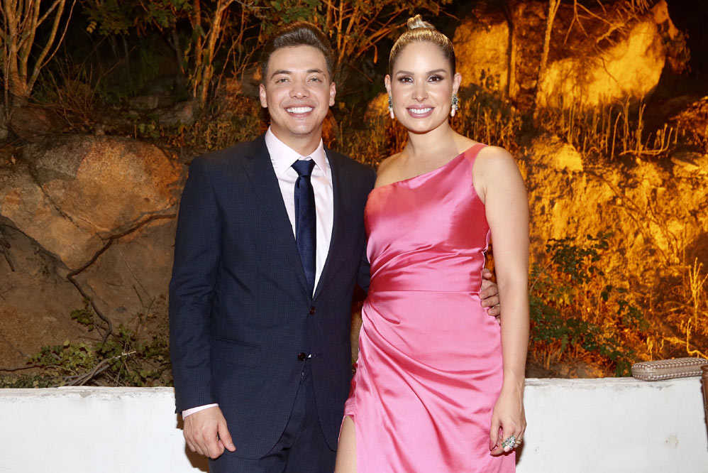 Wesley Safadão e esposa