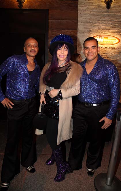 Baby do Brasil comemorou 67 anos de idade com amigos e famosos em São Paulo