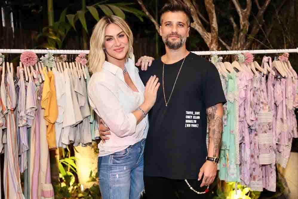 Giovanna Ewbank lança marca de roupas infantis