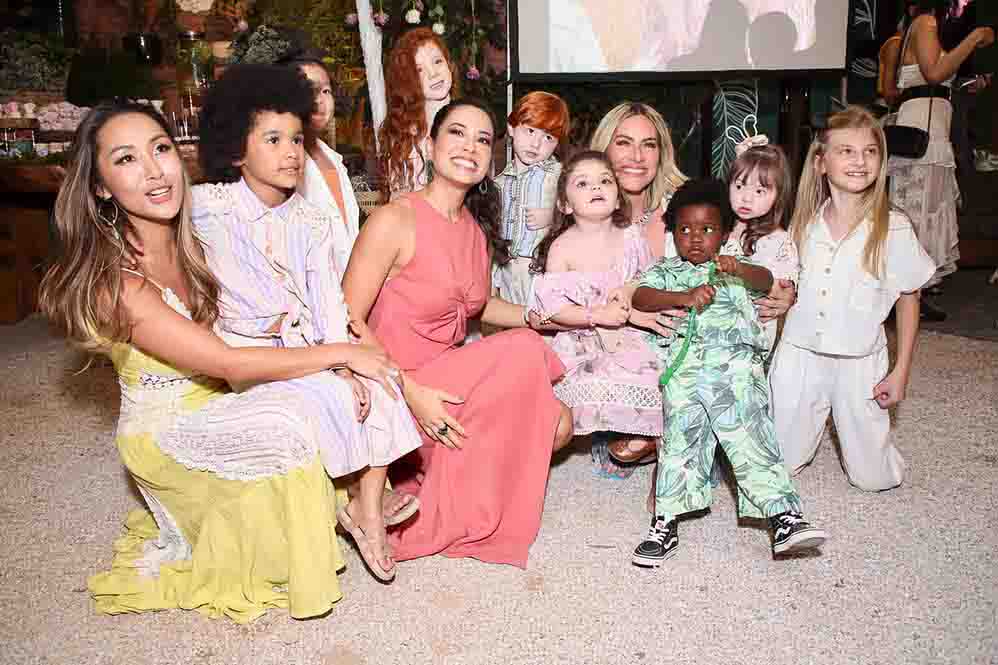 Giovanna Ewbank lança marca de roupas infantis