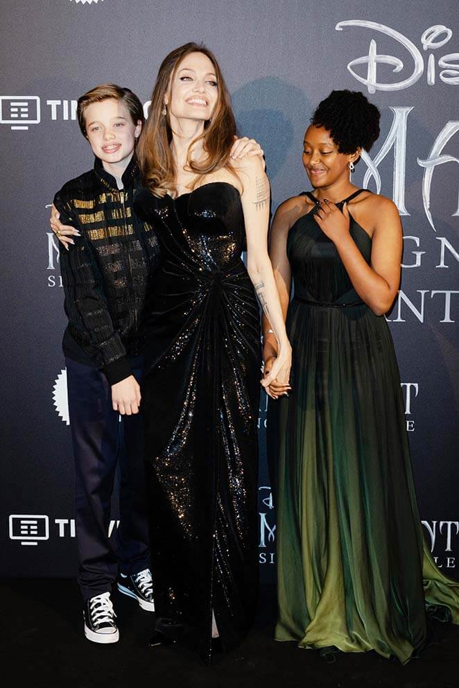 Angelina Jolie, Shiloh e Zahara