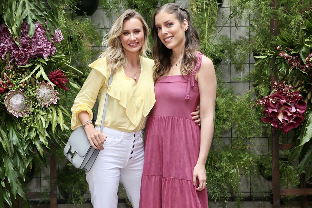 Grávida do primeiro filho, Ana Paula Siebert prestigiou o lançamento da coleção de roupas de Fabiana Justus