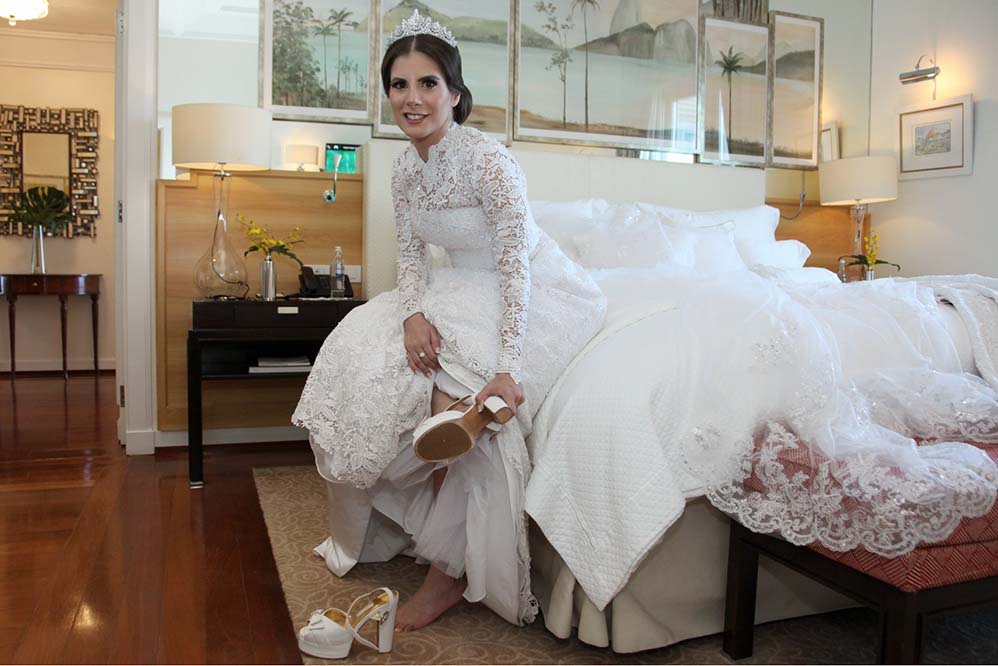 A atriz se aprontando para dizer o tão sonhado sim ao amado, Roberto Hartz