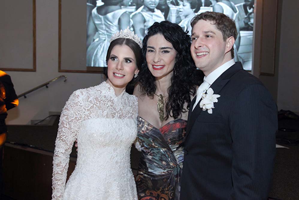 Cristiane Machado também não deixou de acompanhar o momento feliz de Evelyn Montesano e Roberto Hartz