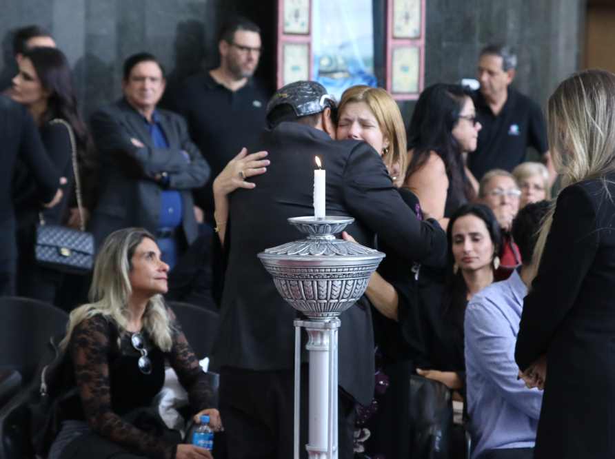 Liminha consolou Rose Miriam