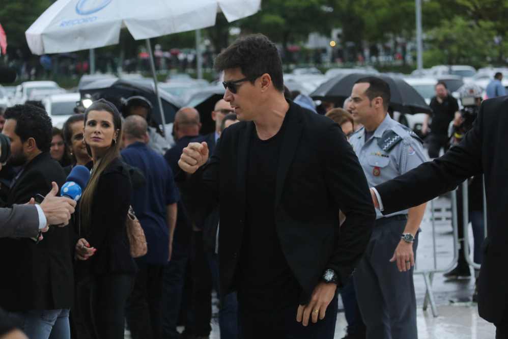 Rodrigo Faro foi se despedir de Gugu