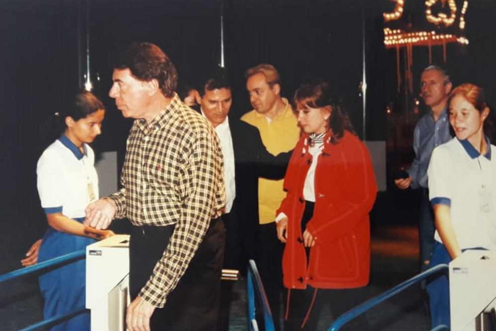 Gugu Liberato e Silvio Santos durante visita ao Parque do Gugu