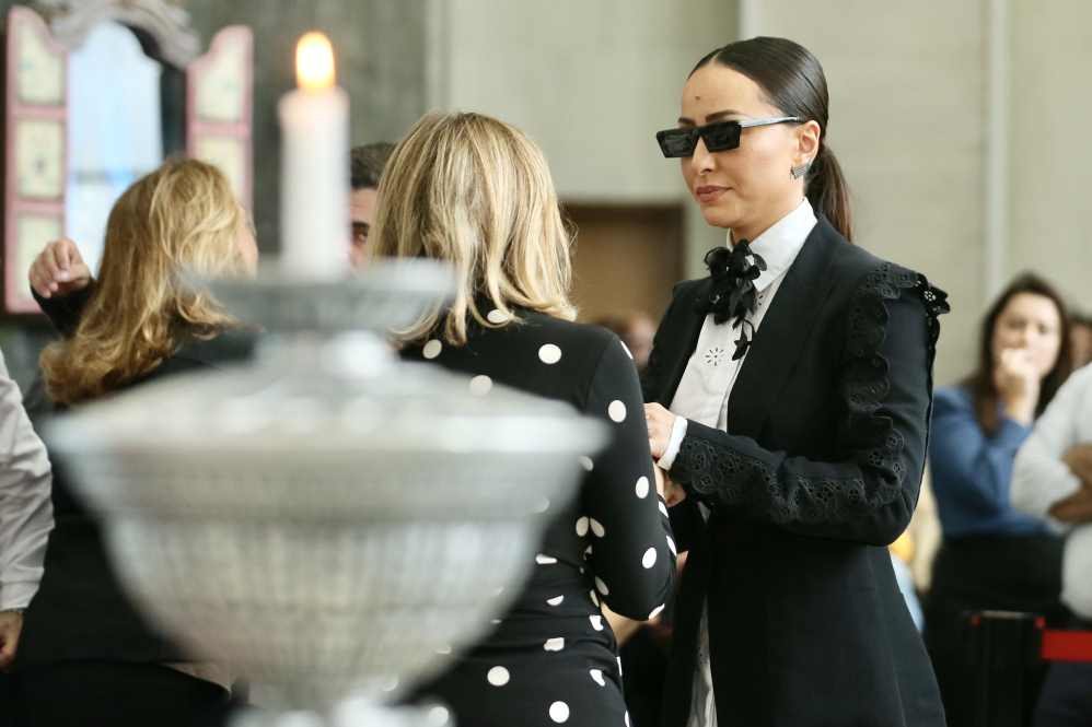 Sabrina Sato conversou com a família