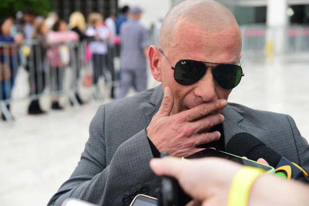 Rafael Ilha falou com a imprensa e chorou