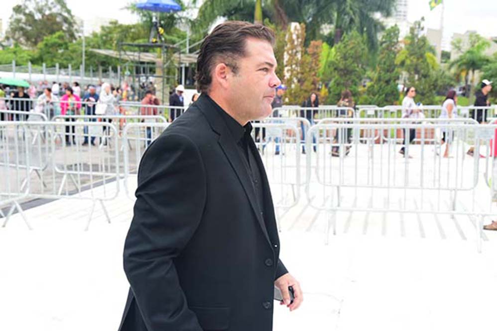 O empresário Marcos Quintela, que conheceu Gugu Liberato na época do Grupo Polegar, também se despediu do apresentador