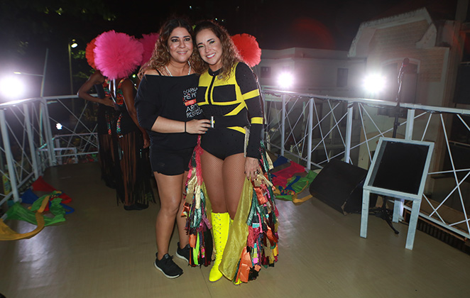 Daniela Mercury e a esposa, Malu Verçosa, no Carnaval da Bahia