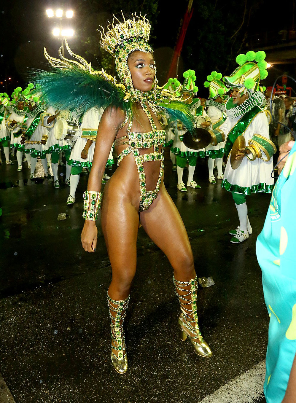 Iza brilhou no desfile da Imperatriz Leopoldinense