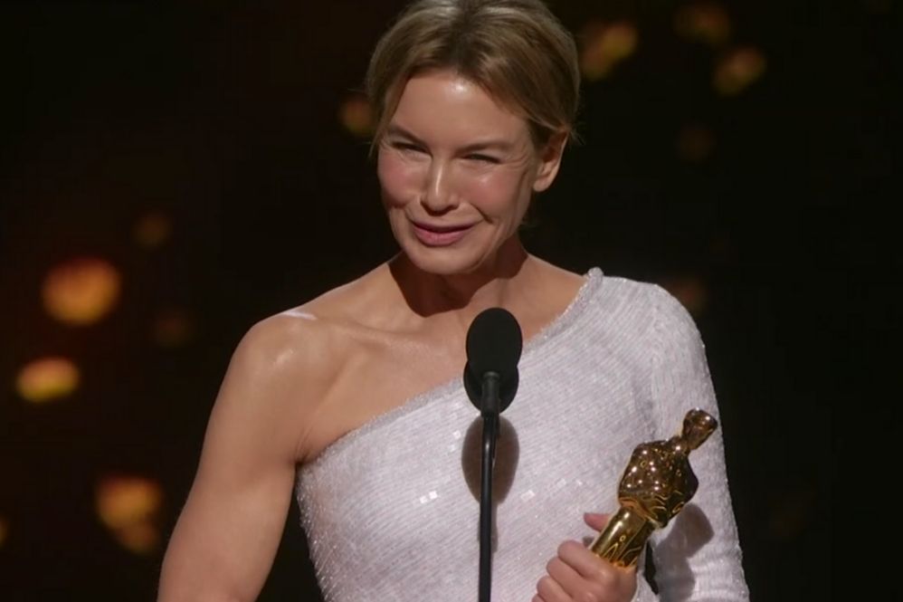 Renée Zellweger recebeu o prêmio de Melhor Atriz por seu trabalho em Judy
