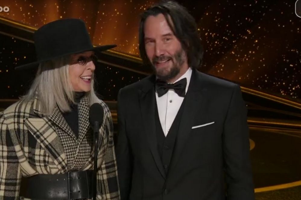 Diane Keaton e Keanu Reeves apresentaram um prêmio