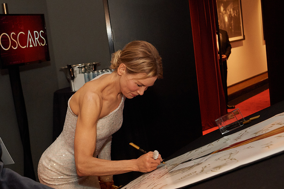 Oscar 2020: Rene?e Zellweger assina o poster da festa