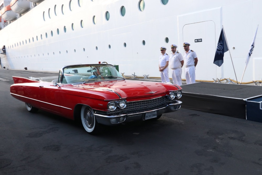 Roberto Carlos chega à 17ª edição do cruzeiro Emoções