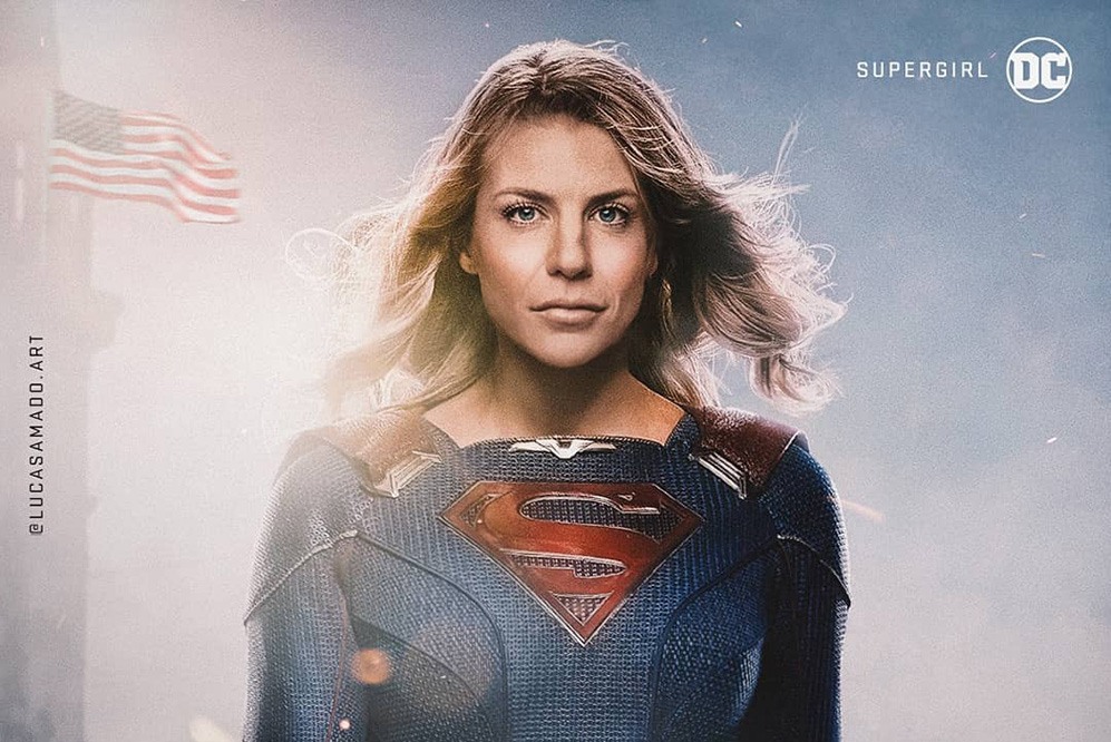 A super jogadora Julie Ertz foi homenageada como a Supergirl