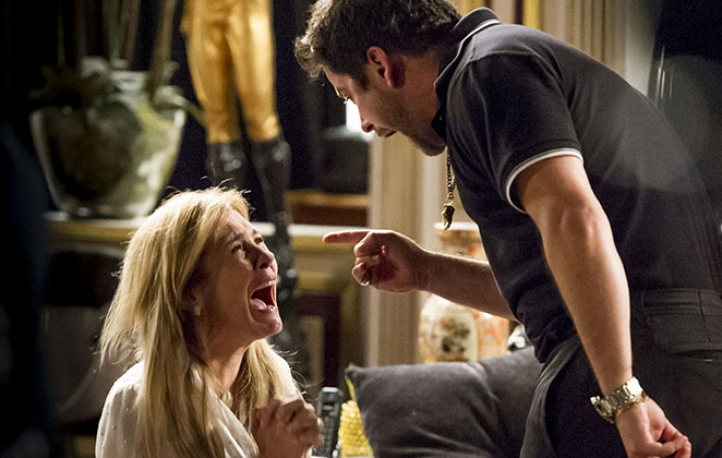 Tufão e Carminha de Avenida Brasil (2012)