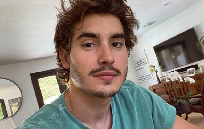 Henry Zaga atuou na série 13 Reasons Why