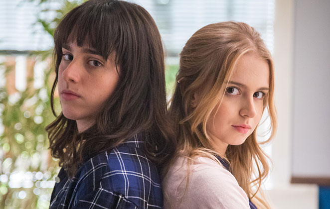 Manu e Isa em cena como Lica e Clara de Malhação