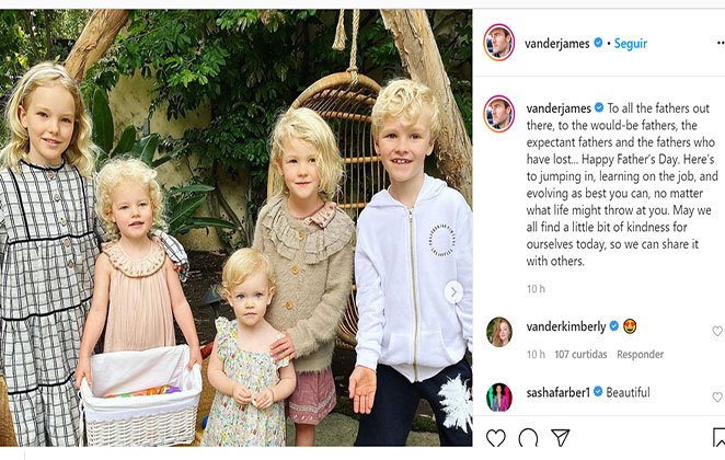 James mostra a fam[ilia: os cinco lindos filhos que tem com Kimberly