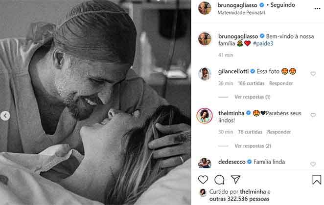 O carinho de Bruno Gagliasso com Giovanna Ewbank, após o parto de Zyan