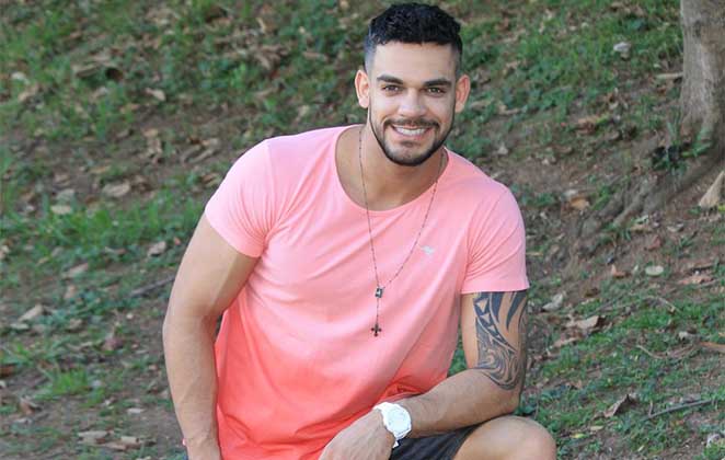 Caique Aguiar comenta sobre o mês de agosto