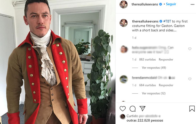 O ator caracterizado de Gastão