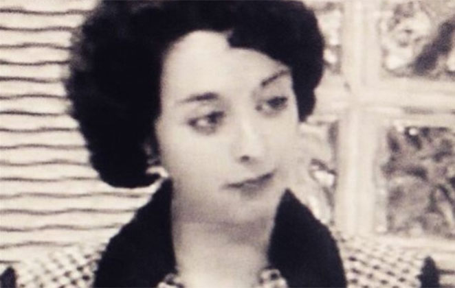 Catia Fonseca na década de 1990, estreando na Rede Mulher