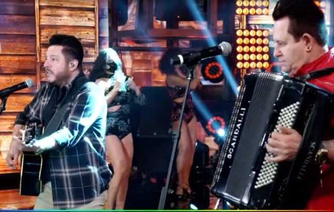 Bruno e Marrone no Domingão do Faustão