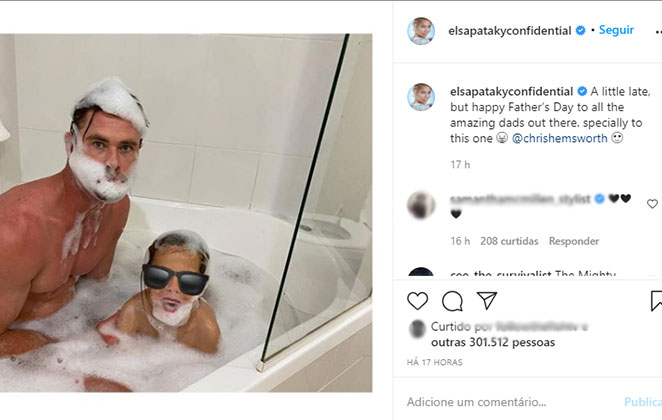 Pai e filo se divertiram bastante na banheira de espuma