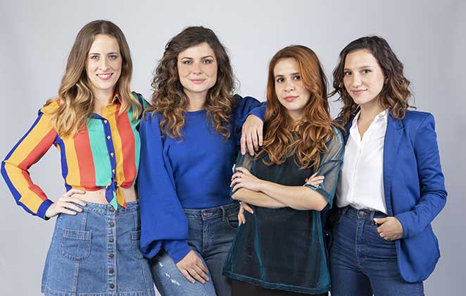 As integrantes da Cia de 4: Karina Ramil, Andrezza Abreu, Anita Chaves e Lorena Comparato