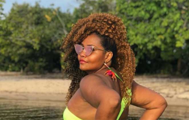 Gaby Amarantos já foi impedida de se matricular em uma escola de balé