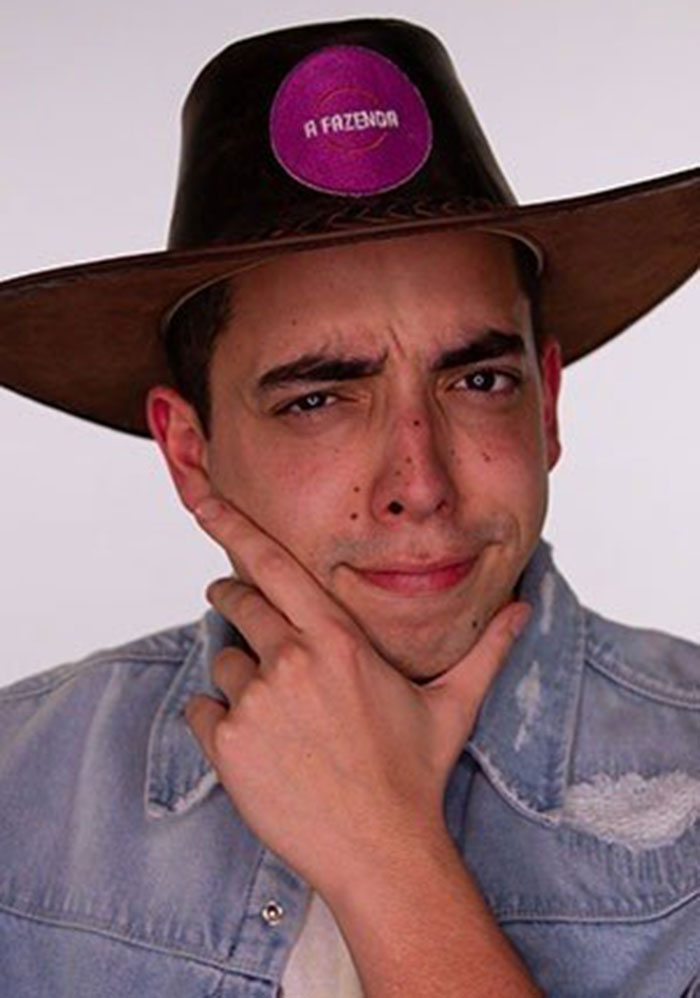 Lucas Maciel tem 26 anos. É Apresentador e Criador de Conteúdo. Nasceu e mora em São Paulo